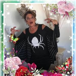 Meet your Posher, Sandy